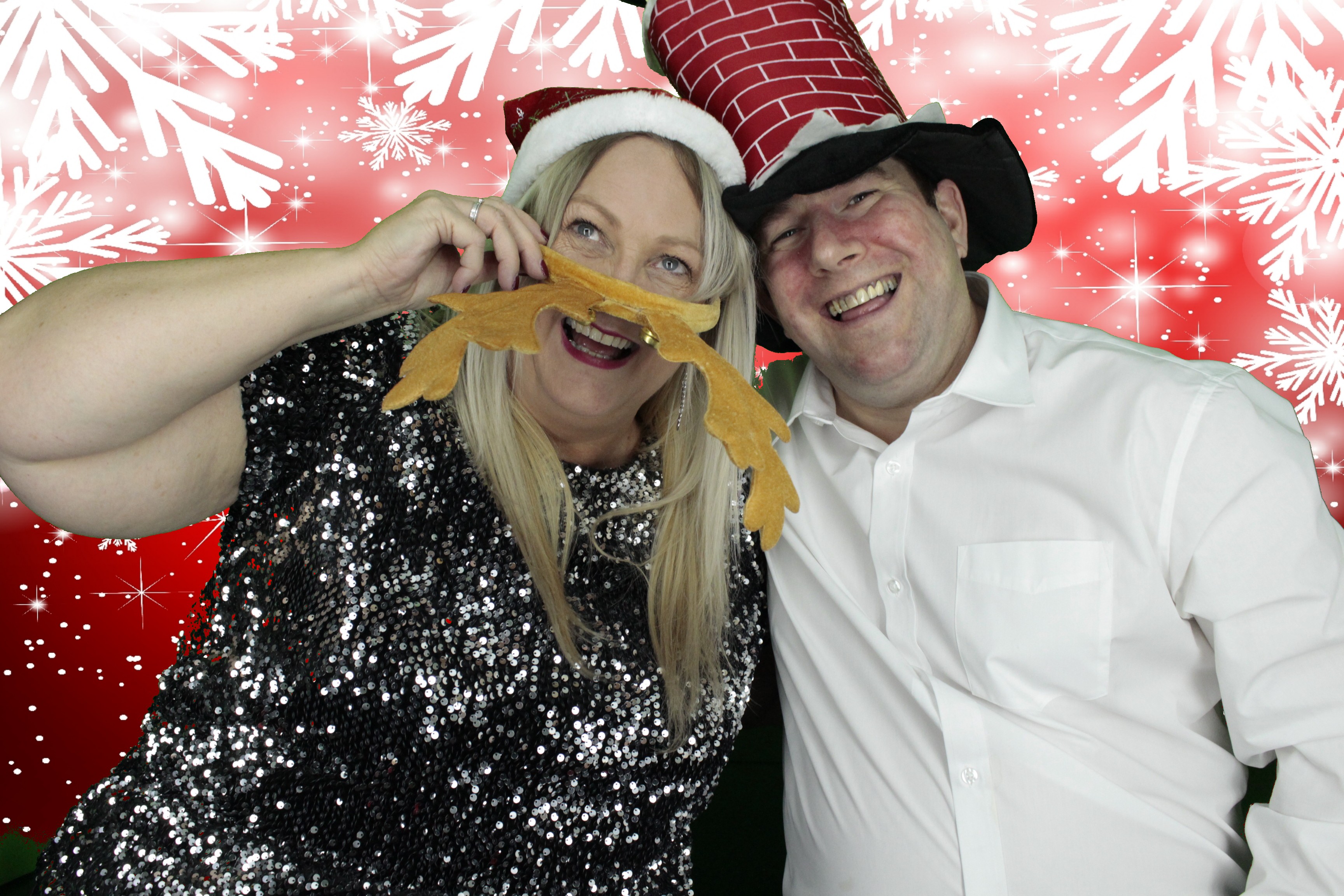 Silvermere Christmas Party | View more photos from the event at gallery.myphotoboothexperience.co.uk/u/MyPhotoBoothExperienceLtd/Silvermere-Christmas-Party-3